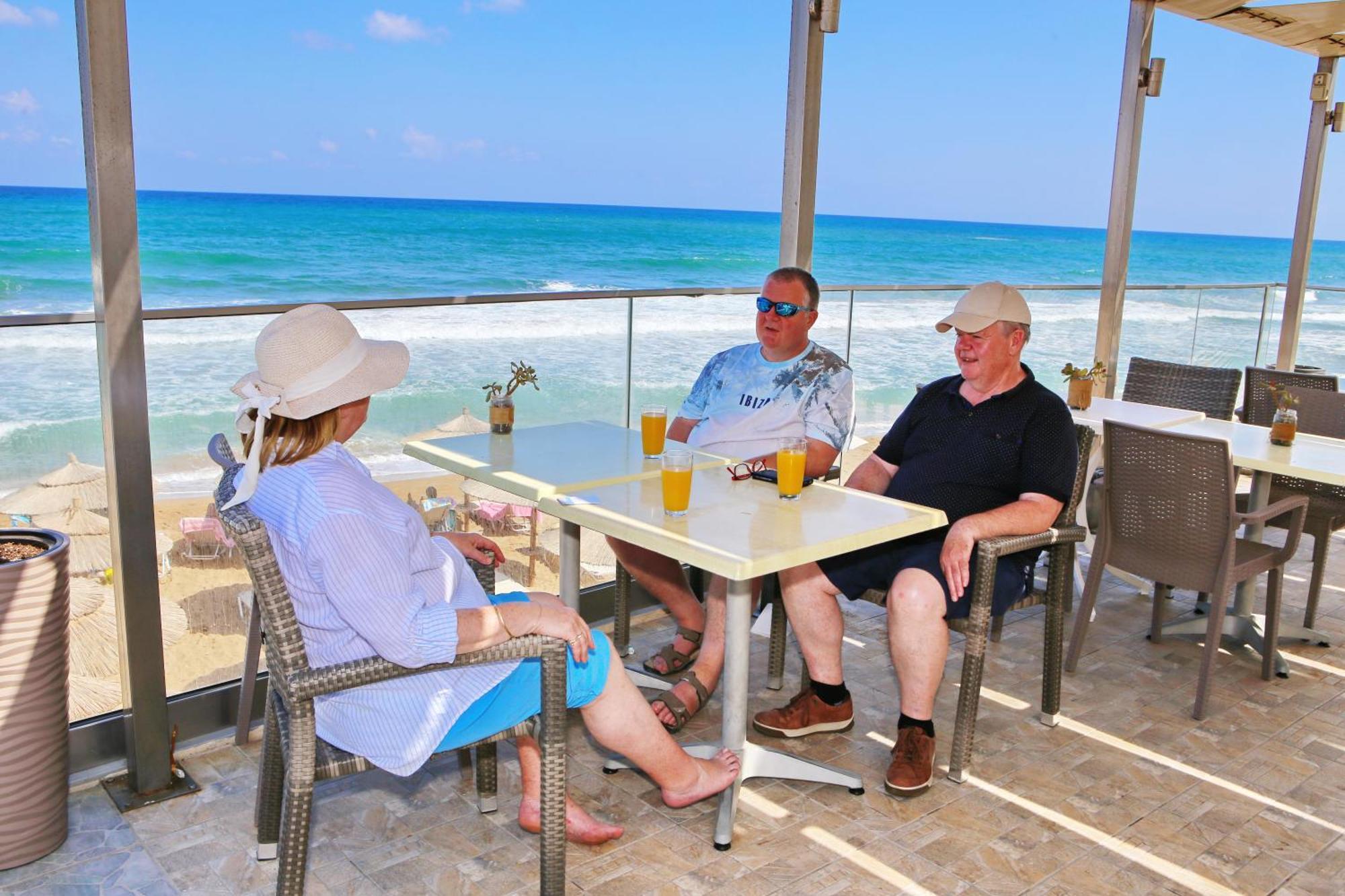 Dedalos Beach Hotel Sfáka Exteriér fotografie